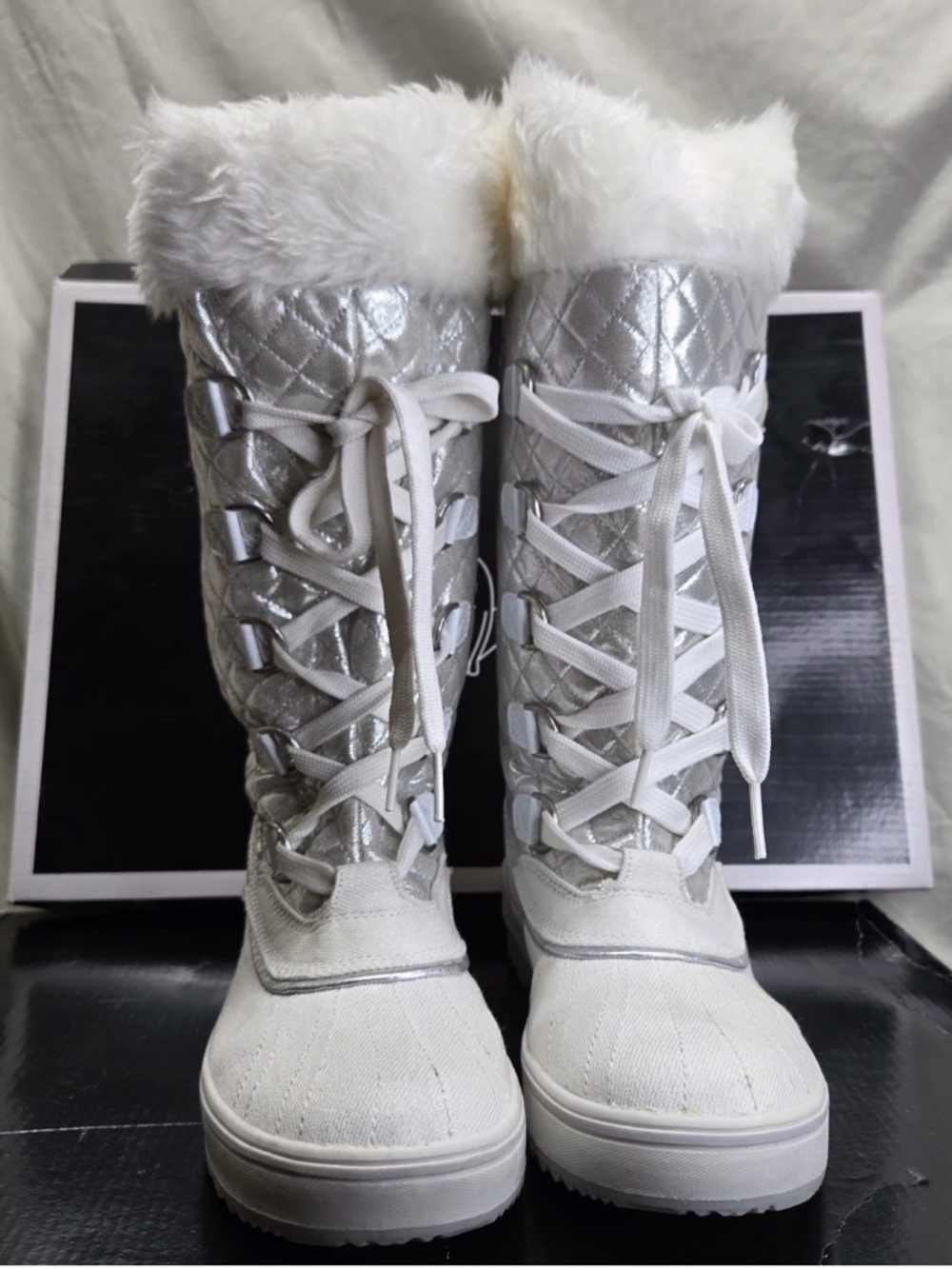 Y2K Baby Phat White Faux-Fur Quilted Winter Boots - 6.5